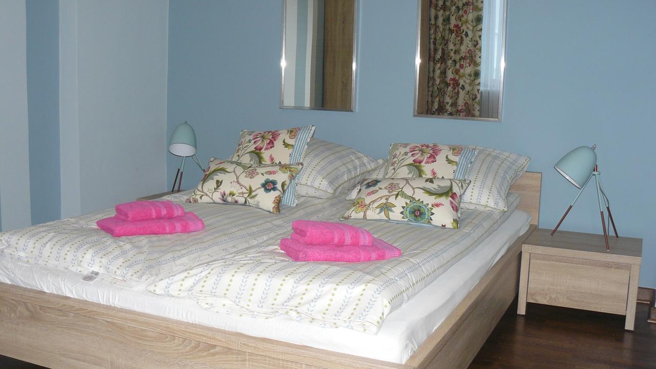 Apartmán Apartament Chmielna Varšava Exteriér fotografie